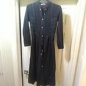 💲 1⃣  DOLLARS  ***▶Elegant Black Striped Dress Thick Material Stretchy